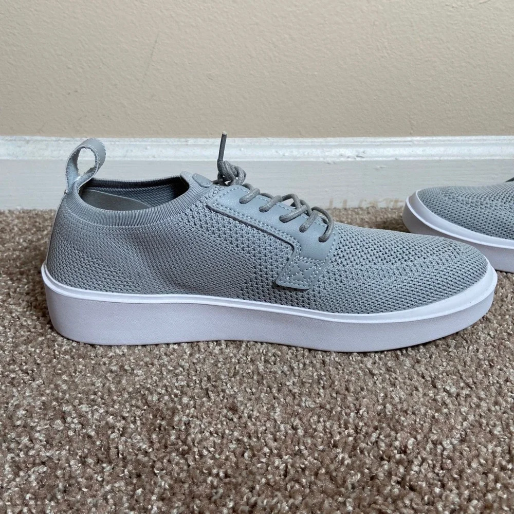 BYLT Lido Knit Sneakers Mens Size 10 Gray Low Top Lace-Up Casual Walking Shoes
